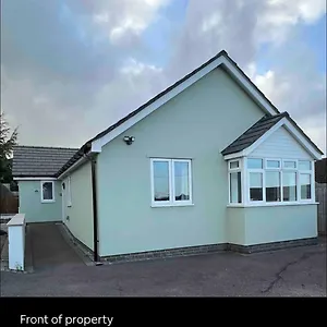  Apartment 3 Bed With En-suite And Parking United Kingdom