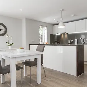  Apartment Citystay - Eagle Yard United Kingdom